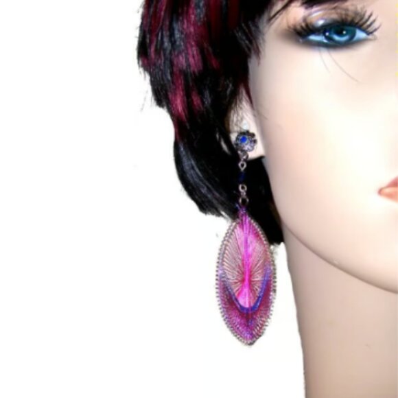 Retro Crystal Embellished Fan Earrings - Picture 3 of 5